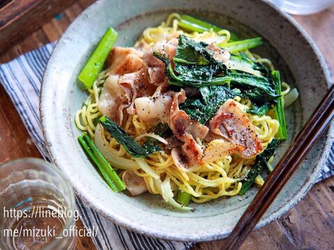 あっさりコクうま 豚肉と小松菜の塩焼きそば 簡単レシピ 時短 節約 麺 暮らしニスタ あっさりコクうま 豚肉と小松菜の塩焼きそば 簡単レシピ 時短 節約 麺 暮らしニスタ