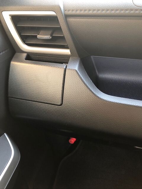 雨の日 車の中で傘はどうしてますか 暮らしニスタ 雨の日 車の中で傘はどうしてますか 暮らしニスタ