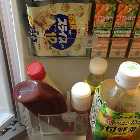 100均で発見 待ってました 冷蔵庫の小さい仕切り屋さん 暮らしニスタ 100均で発見 待ってました 冷蔵庫の小さい仕切り屋さん 暮らしニスタ