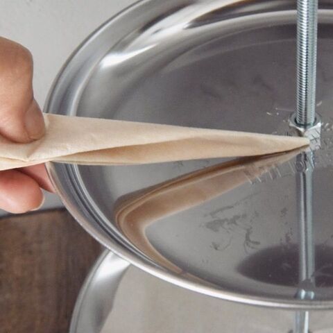 セリアのお皿で簡単 憧れの3段ケーキスタンドを作ろう 暮らしニスタ