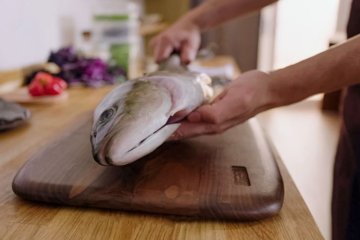 ハマチは出世魚 ブリ カンパチとの違いや食べ方を紹介 暮らしニスタ