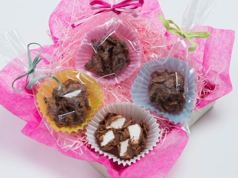 材料三つ 友チョコにも 本命チョコにも サクふわ マシュマロチョコフレーク 暮らしニスタ