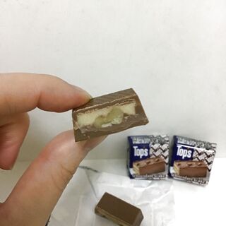 セブンイレブン限定 Topsのチョコレートケーキ味のチロルチョコ 暮らしニスタ