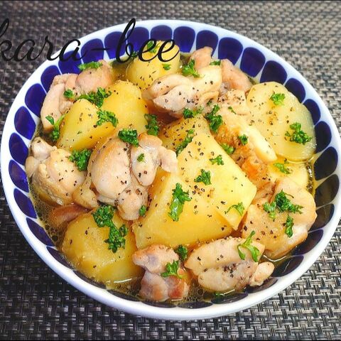 レンジで時短 じゃがいもと鶏肉のほっこりコンソメバター醤油煮込み 暮らしニスタ レンジで時短 じゃがいもと鶏肉のほっこりコンソメバター醤油煮込み 暮らしニスタ