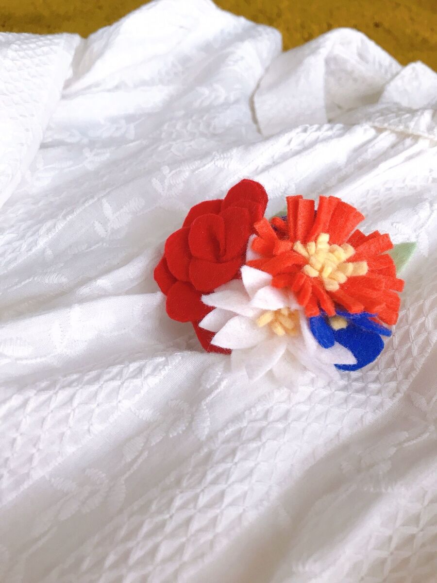 卒園入学式に フェルトで春のコサージュ 暮らしニスタ