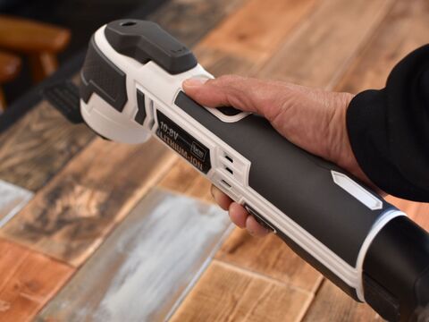 Diy Diyの幅が広がる Dcmの充電式マルチツールをご紹介 暮らしニスタ Diy Diyの幅が広がる Dcmの充電式マルチツールをご紹介 暮らしニスタ