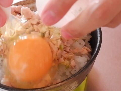 料理研究家の貧乏飯 魚肉ソーセージなめろう丼 暮らしニスタ 料理研究家の貧乏飯 魚肉ソーセージなめろう丼 暮らしニスタ