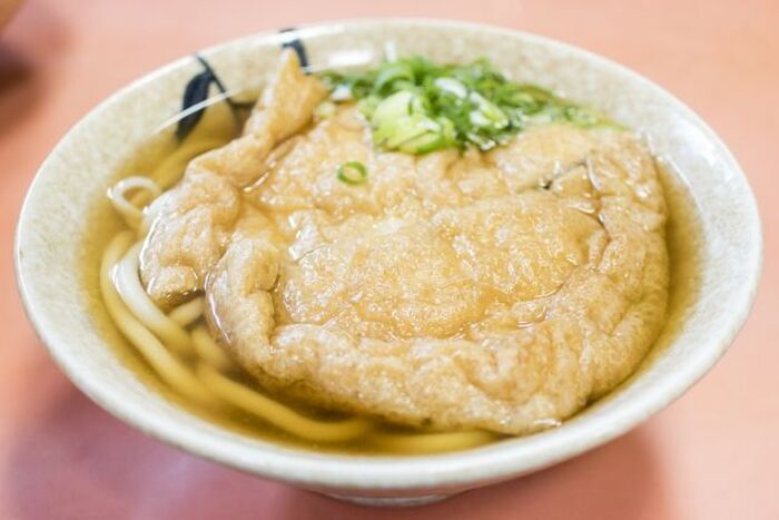 うどんつゆはどう作るの 基本の作り方から時短のつゆ アレンジレシピまで紹介 暮らしニスタ