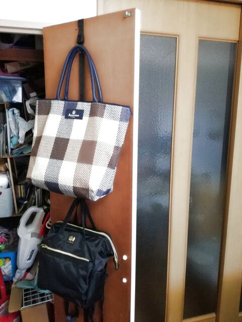 原状回復ok ベルトドアフックを100均で あきらめない収納 暮らしニスタ