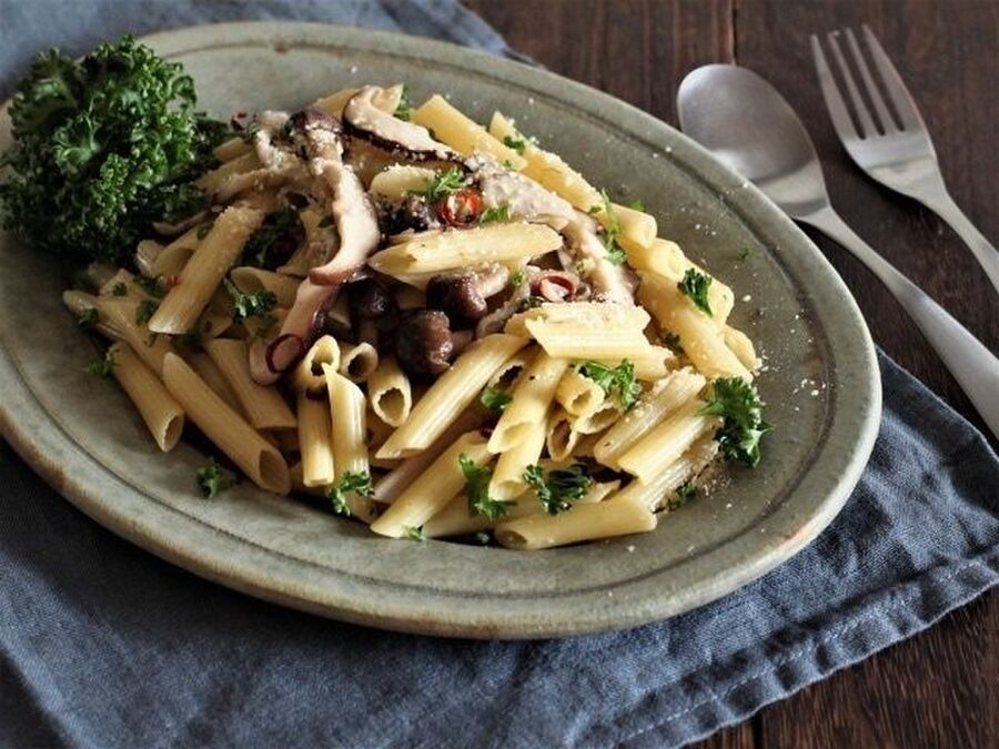 ショートパスタで作る うま味たっぷり きのこのペペロン 暮らしニスタ