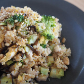 食物繊維たっぷり！昆布とブロッコリーの玄米チャーハン