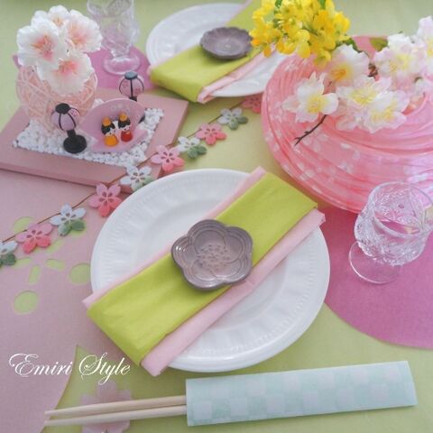 いつもの食器を 菱餅風 に 色の面積比 子供の年齢に合うテーブルコーデ ひな祭り編 暮らしニスタ いつもの食器を 菱餅風 に 色の面積比 子供の年齢に合うテーブルコーデ ひな祭り編 暮らしニスタ