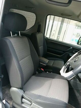 汚れ防止にも 高級感が出てカッコいいシートカバー 暮らしニスタ 汚れ防止にも 高級感が出てカッコいいシートカバー 暮らしニスタ