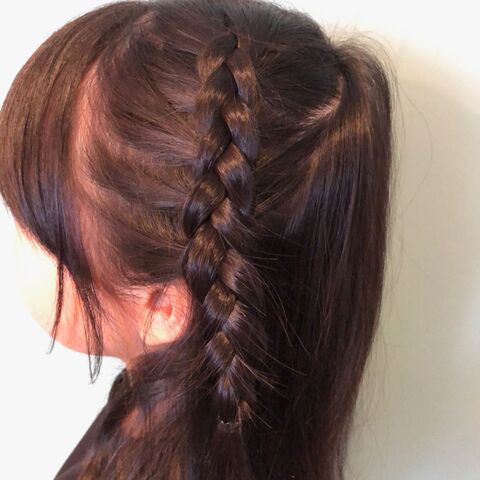 子どもヘアアレンジ 2つのポイントでボリューム三つ編みヘア 暮らしニスタ 子どもヘアアレンジ 2つのポイントでボリューム三つ編みヘア 暮らしニスタ