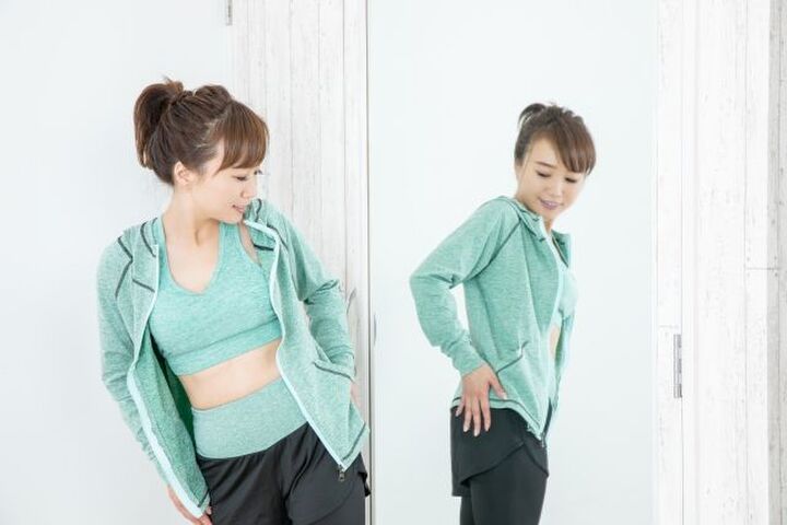 【自宅にこもる今こそ筋トレ】自重筋トレで体力アップ&ウエスト出現をめざす!