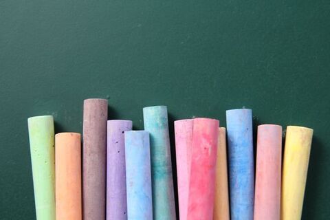 チョークで アリの寄り付かない家に 暮らしニスタ チョークで アリの寄り付かない家に 暮らしニスタ