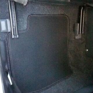 フロアマットを社外品に メリットとデメリット 暮らしニスタ フロアマットを社外品に メリットとデメリット 暮らしニスタ