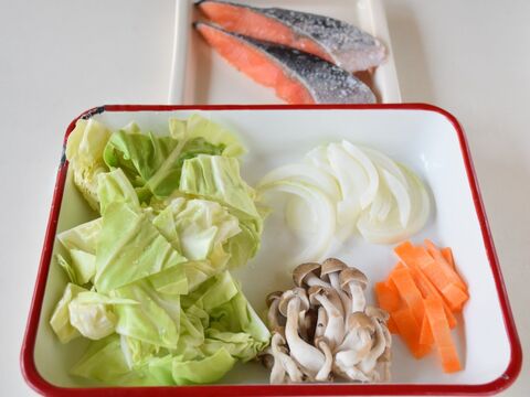 甘めの味噌だれが子供に人気 鮭のちゃんちゃん焼き 暮らしニスタ