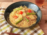 塩焼そばのオープンオムレツ風