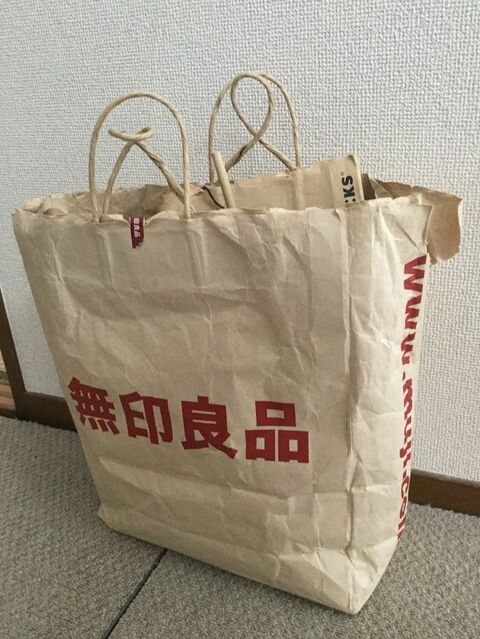 ダイソーのエコ袋でおもちゃをざっくり収納したら大成功 暮らしニスタ ダイソーのエコ袋でおもちゃをざっくり収納したら大成功 暮らしニスタ