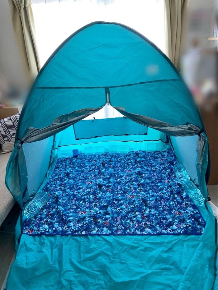 簡易テントを自宅に貼ります
