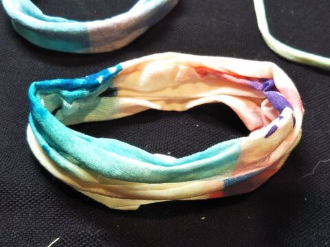 柄ストッキングの輪切りで髪ゴム マスクゴムにも使えます 暮らしニスタ 柄ストッキングの輪切りで髪ゴム マスクゴムにも使えます 暮らしニスタ