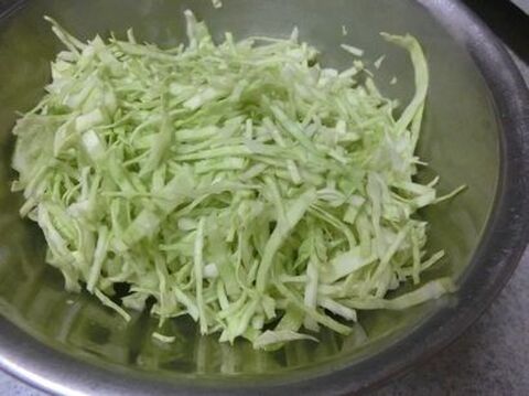 味噌がイイ キャベツと小ねぎだけの和風コールスロー 暮らしニスタ