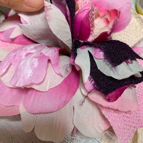 ハギレで簡単 世界に1つ オリジナル髪飾り コサージュ 暮らしニスタ ハギレで簡単 世界に1つ オリジナル髪飾り コサージュ 暮らしニスタ