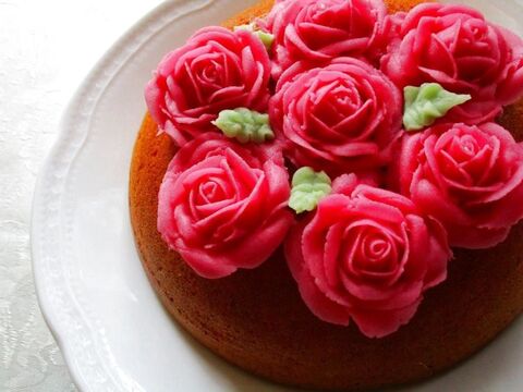 ホットケーキミックスで作る 薔薇の花咲く炊飯器ケーキ 薔薇は食べても安心な着色料使用 暮らしニスタ ホットケーキミックスで作る 薔薇の花咲く炊飯器ケーキ 薔薇は食べても安心な着色料使用 暮らしニスタ