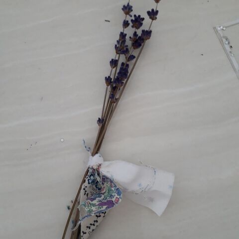 ハギレ活用 フォトフレームでラベンダー標本 暮らしニスタ ハギレ活用 フォトフレームでラベンダー標本 暮らしニスタ