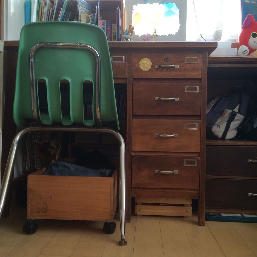 椅子の下にも収納を 暮らしニスタ