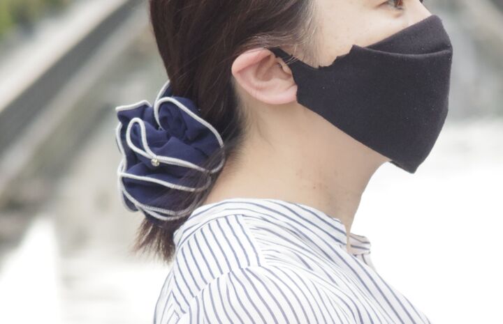 最速5分!ゴムも不要!「Tシャツ切るだけ簡単マスク」を作ってみた