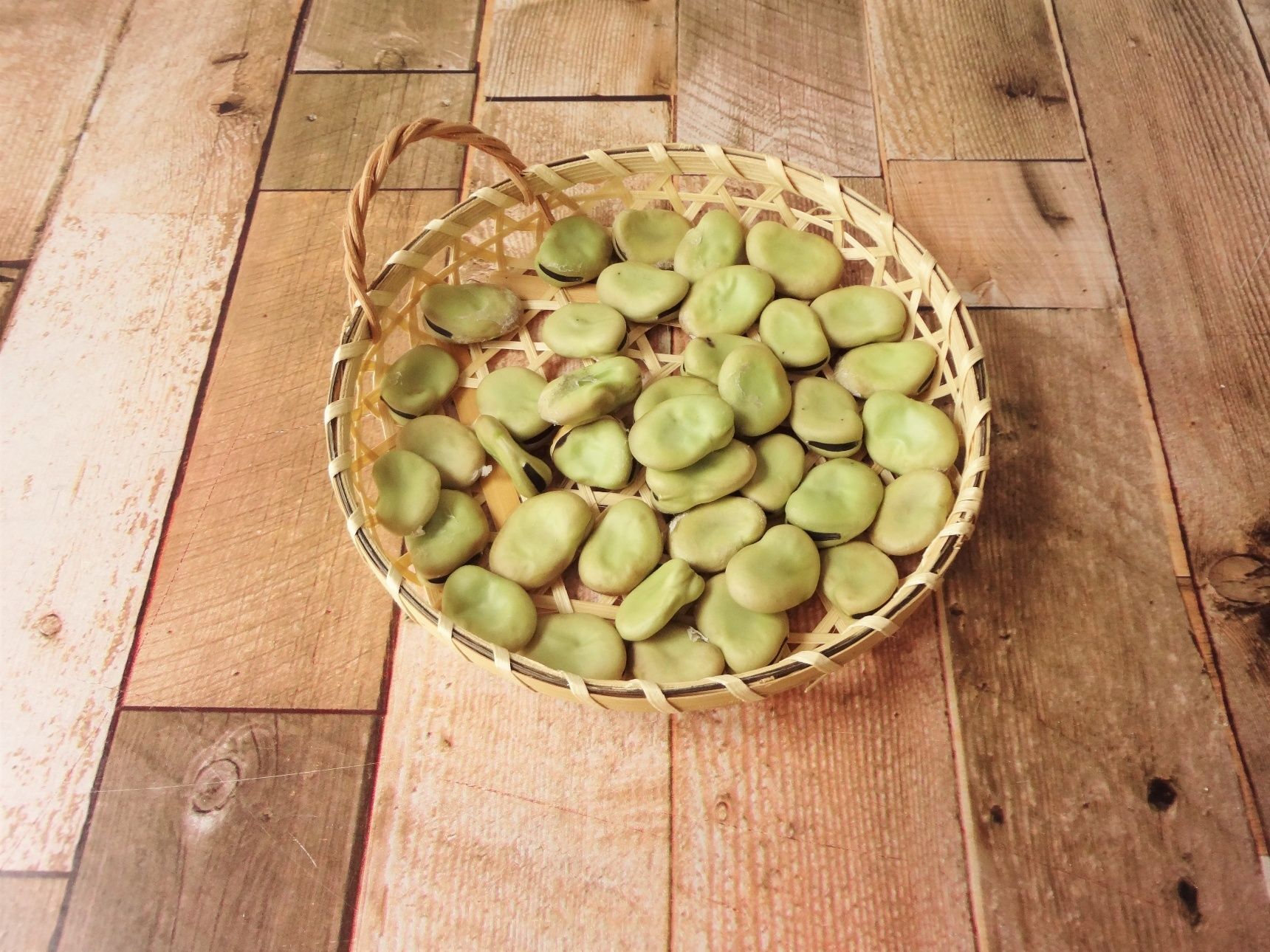 乾燥させると1年保存出来る そら豆を長く楽しむ 乾燥そら豆 暮らしニスタ