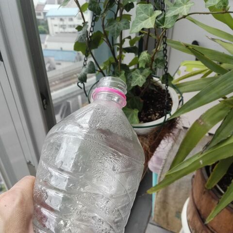 機 水 かける 室外