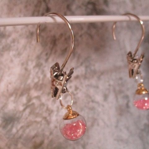 セリアのグッズだけで3秒で作れた マスクがサッとつけられる収納技 プチストレス解消 暮らしニスタ セリアのグッズだけで3秒で作れた マスクがサッとつけられる収納技 プチストレス解消 暮らしニスタ