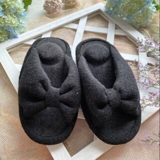 ダイソーのつま先立ちスリッパでながらエクササイズ 暮らしニスタ ダイソーのつま先立ちスリッパでながらエクササイズ 暮らしニスタ