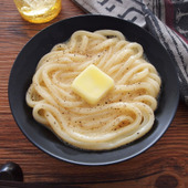 レンジだけ！夏うどん「釜玉風バターうどん」