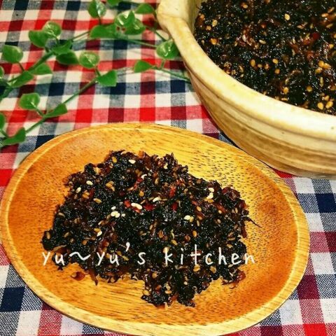 赤紫蘇ジュースの残り葉で じゃこ佃煮 暮らしニスタ 赤紫蘇ジュースの残り葉で じゃこ佃煮 暮らしニスタ