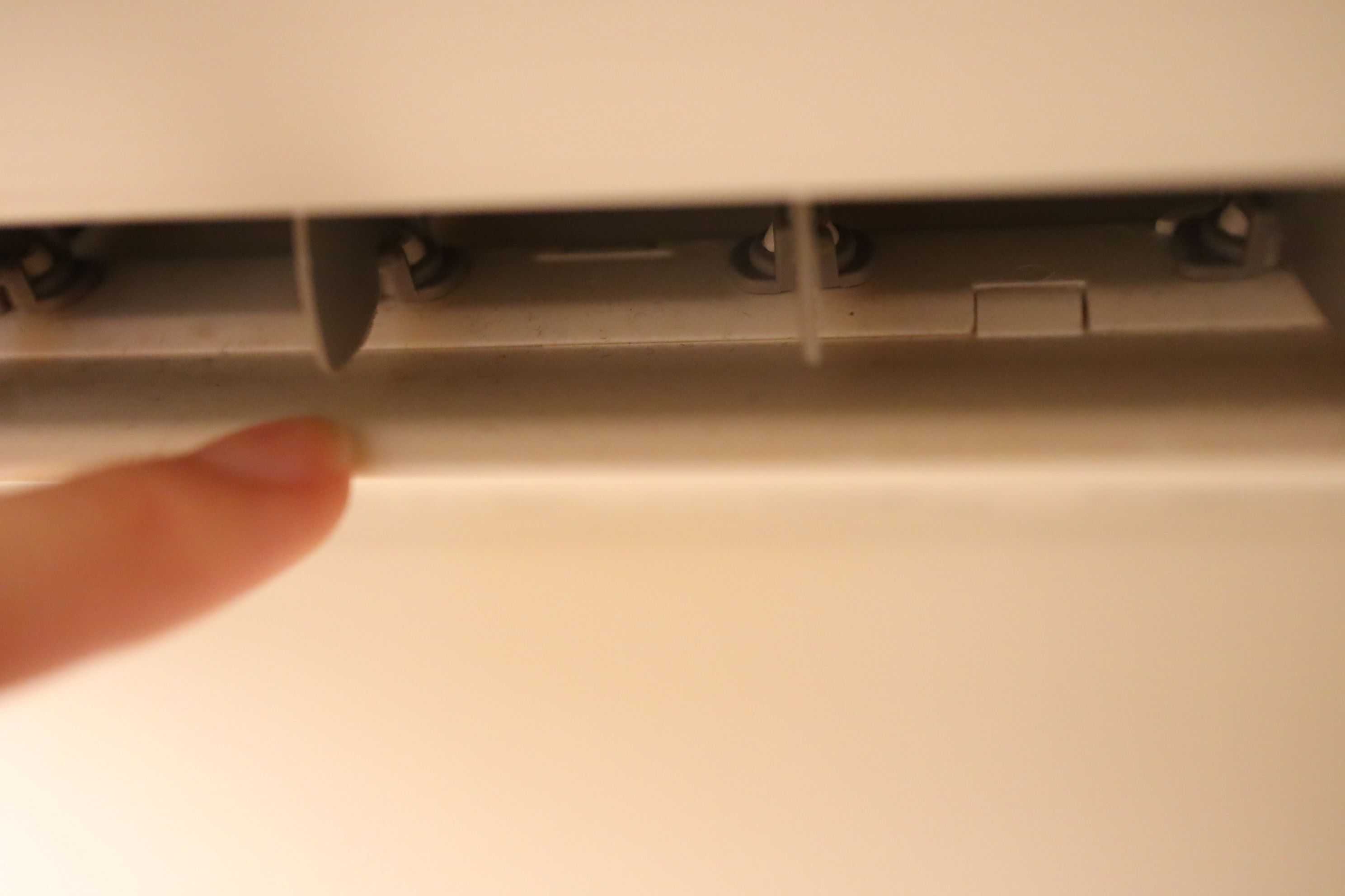 すき間汚れがサッとキレイに 割り箸で作る簡単お掃除グッズ 暮らしニスタ