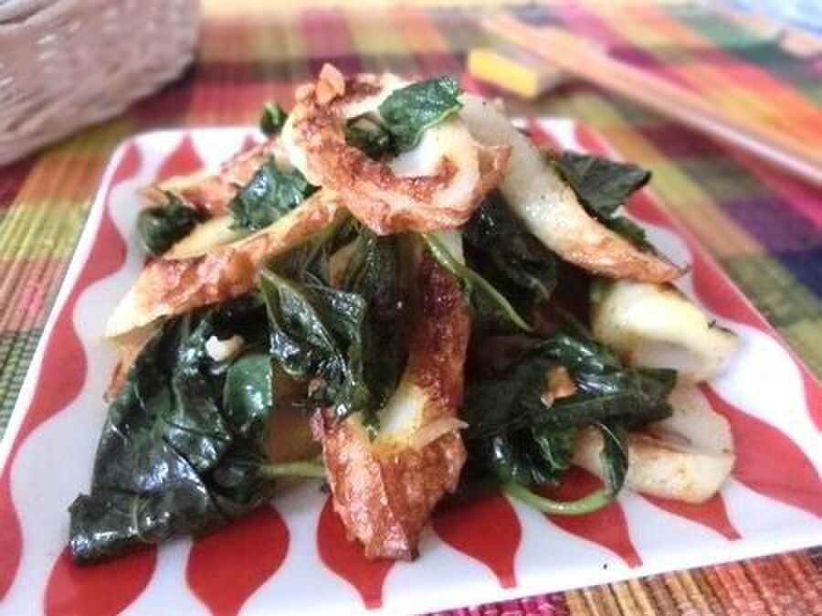 止まらぬ美味しさ モロヘイヤとちくわのガリカレー炒め 暮らしニスタ 止まらぬ美味しさ モロヘイヤとちくわのガリカレー炒め 暮らしニスタ