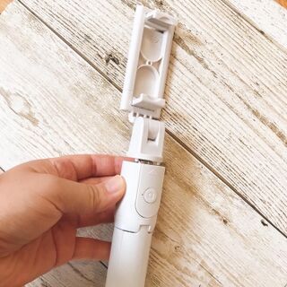 スリーコインズの ワイヤレス三脚自撮り棒 暮らしニスタ スリーコインズの ワイヤレス三脚自撮り棒 暮らしニスタ