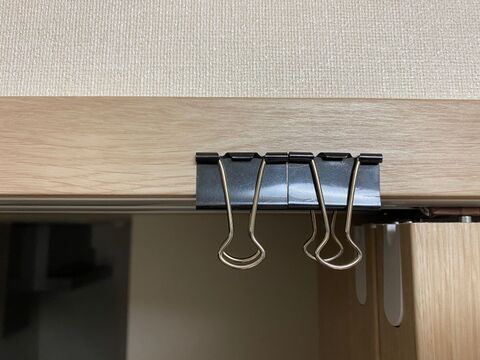 付け外しがカンタンで低予算 我が家の グリーンバック 撮影用の背景布 の吊り下げ方 暮らしニスタ 付け外しがカンタンで低予算 我が家の グリーンバック 撮影用の背景布 の吊り下げ方 暮らしニスタ