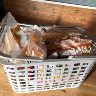 Myレジかごに ダイソーの取っ手付きバスケットがおススメ 暮らしニスタ Myレジかごに ダイソーの取っ手付きバスケットがおススメ 暮らしニスタ