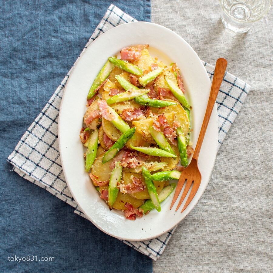 アスパラとベーコンのガーリックチーズソテー 簡単おかず 暮らしニスタ