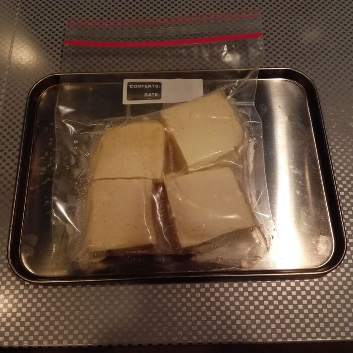 一週間前に、冷凍した木綿豆腐