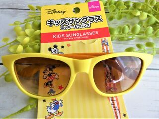 100均ディズニーキッズサングラスが可愛い 暮らしニスタ