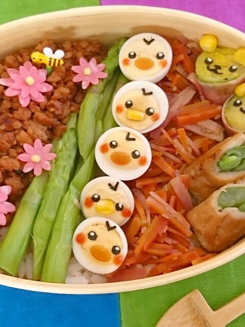 うずら卵ヒヨコちゃん並ぶそぼろ弁当 暮らしニスタ うずら卵ヒヨコちゃん並ぶそぼろ弁当 暮らしニスタ
