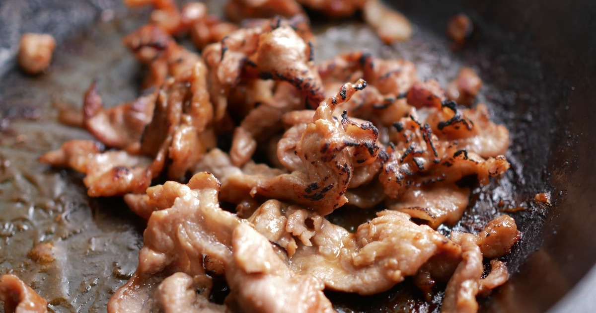 豚こま肉が炒めても固くならない 本当に簡単な方法 暮らしニスタ