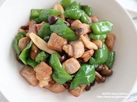 白いご飯のおかず レシピ 豚肩肉とピーマンの甘辛炒め 暮らしニスタ 白いご飯のおかず レシピ 豚肩肉とピーマンの甘辛炒め 暮らしニスタ