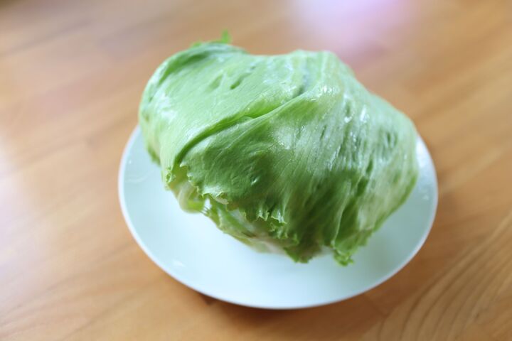 シャキシャキが長持ち♪レタスを上手に保存する裏技2つ